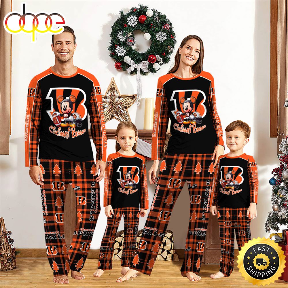 Sportswearmerch Cincinnati Bengals NFL x Mickey Mouse Personalized Pajamas Family For Fan