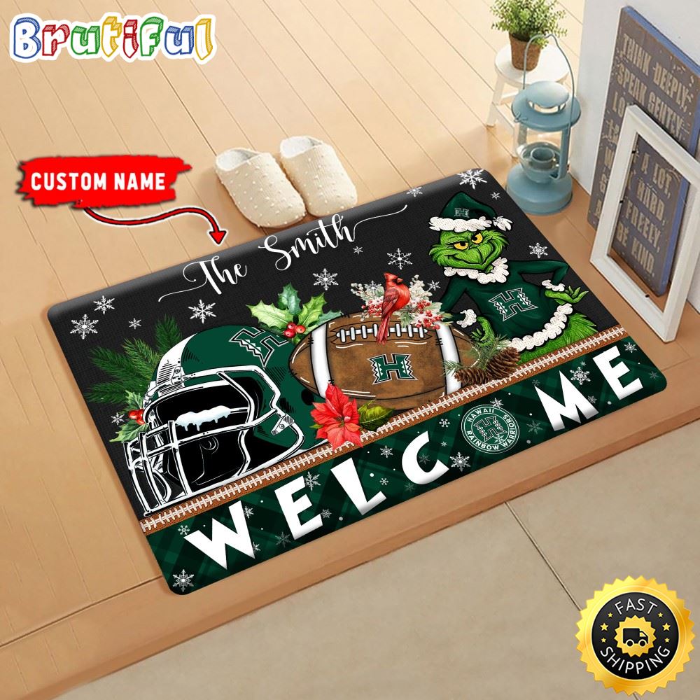 Sportswearmerch Hawai'i Rainbow Warriors NCAA Grinch Christmas Doormat For Fan