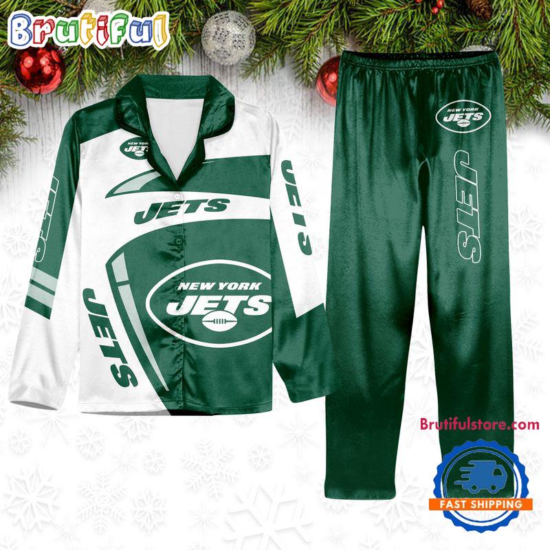 Sportswearmerch New York Jets NFL Winter Season Personalized Pajamas Set For Fan