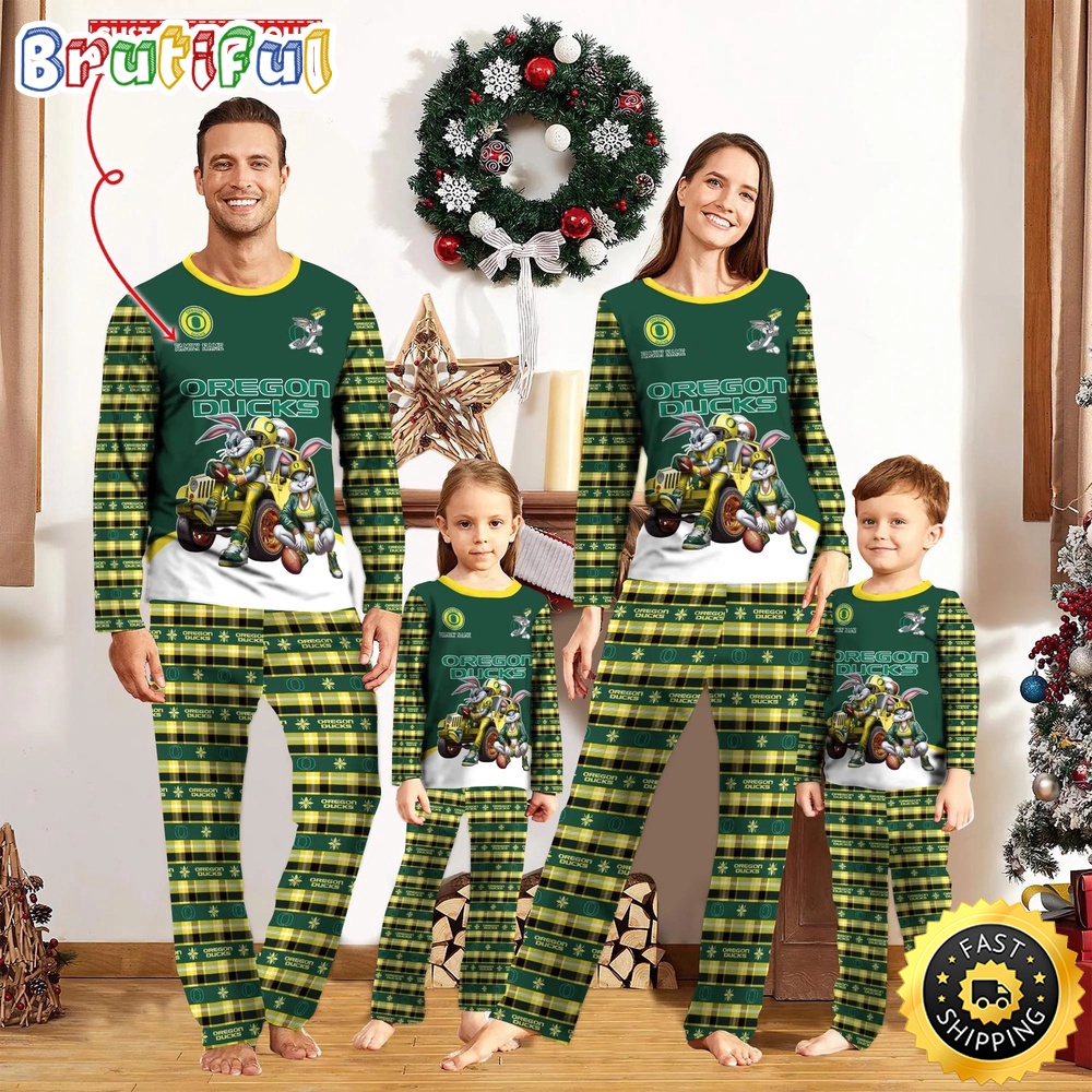 Sportswearmerch Oregon Ducks NCAA Personalized Pajamas Family For Fan