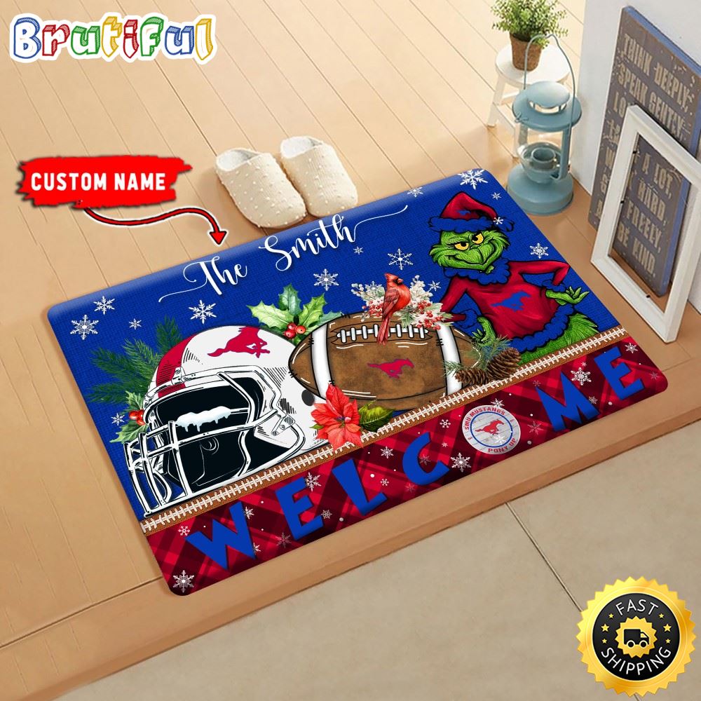 Sportswearmerch SMU Mustangs NCAA Grinch Christmas Doormat For Fan