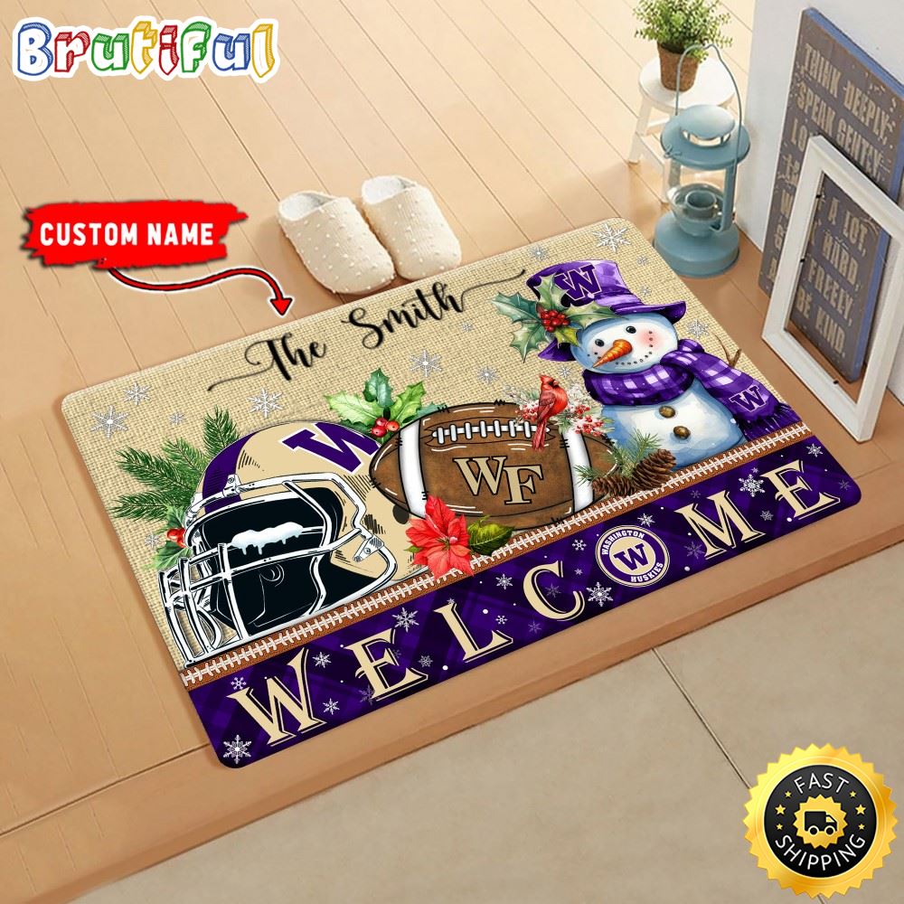 Sportswearmerch Washington Huskies NCAA Christmas Doormat For Fan