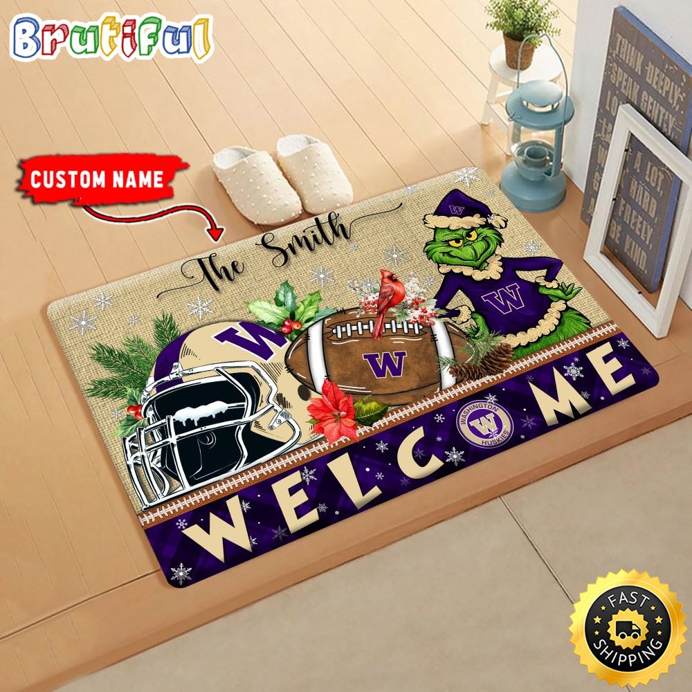 Sportswearmerch Washington Huskies NCAA Grinch Christmas Doormat For Fan