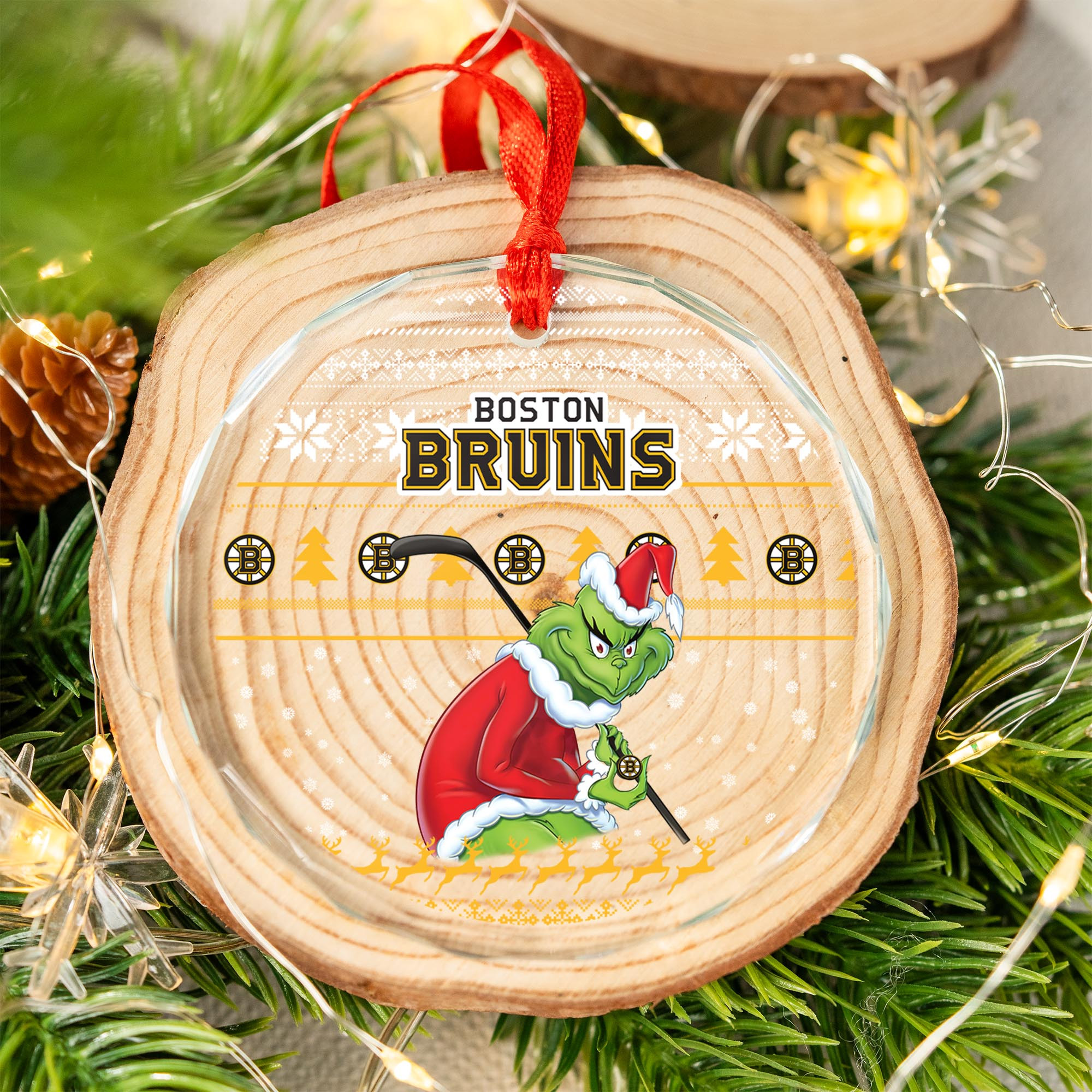 Sportswearmerch Boston Bruins NHL x Grinch Christmas Glass Ornament For Fans