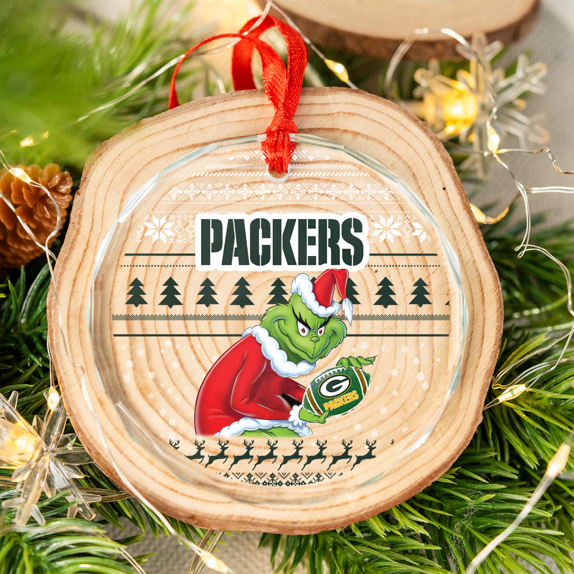 Sportswearmerch Green Bay Packers NFL x Grinch Christmas Glass Ornament For Fans