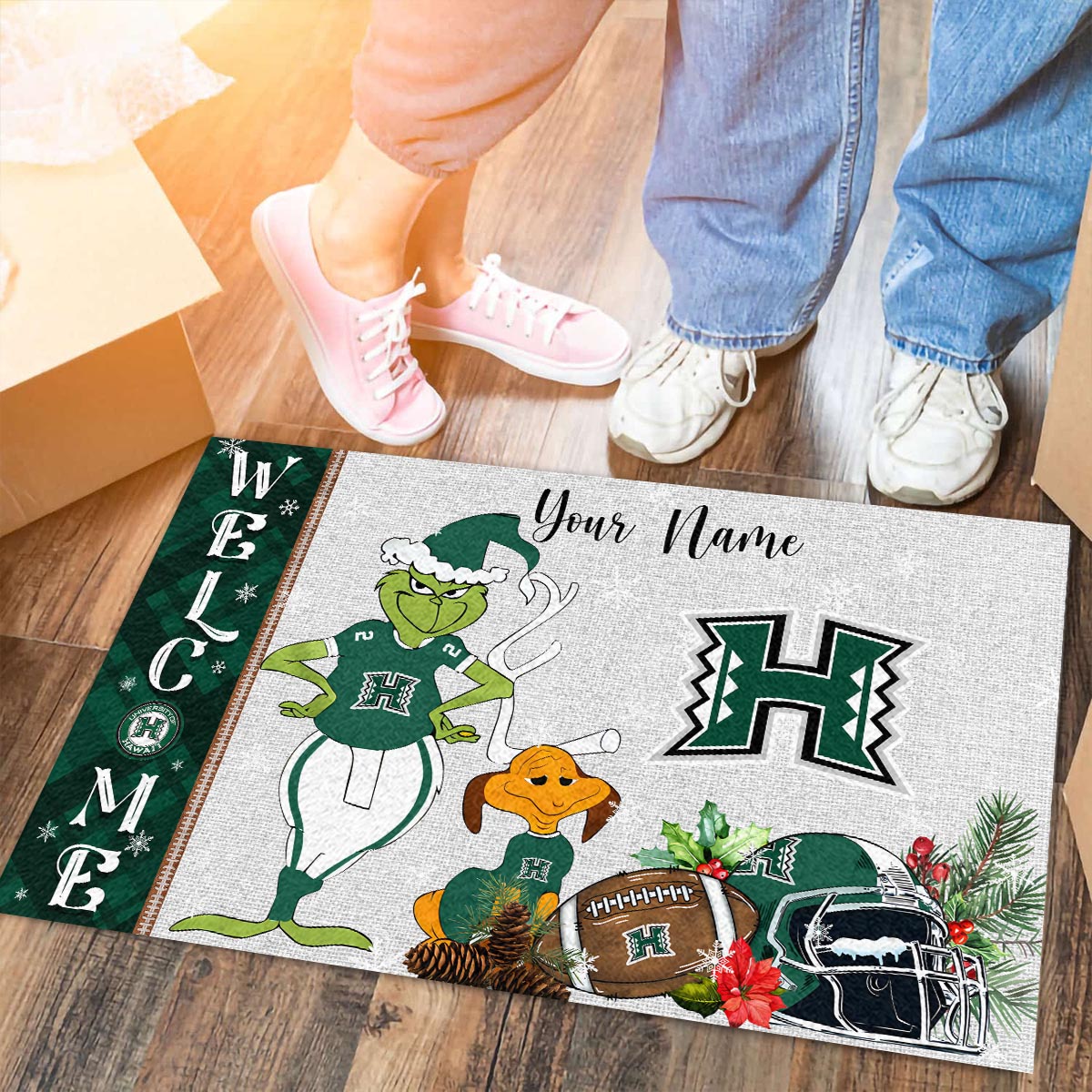 Sportswearmerch Hawai'i Rainbow Warriors NCAA x Grinch Christmas Welcome Football Doormat For Fan