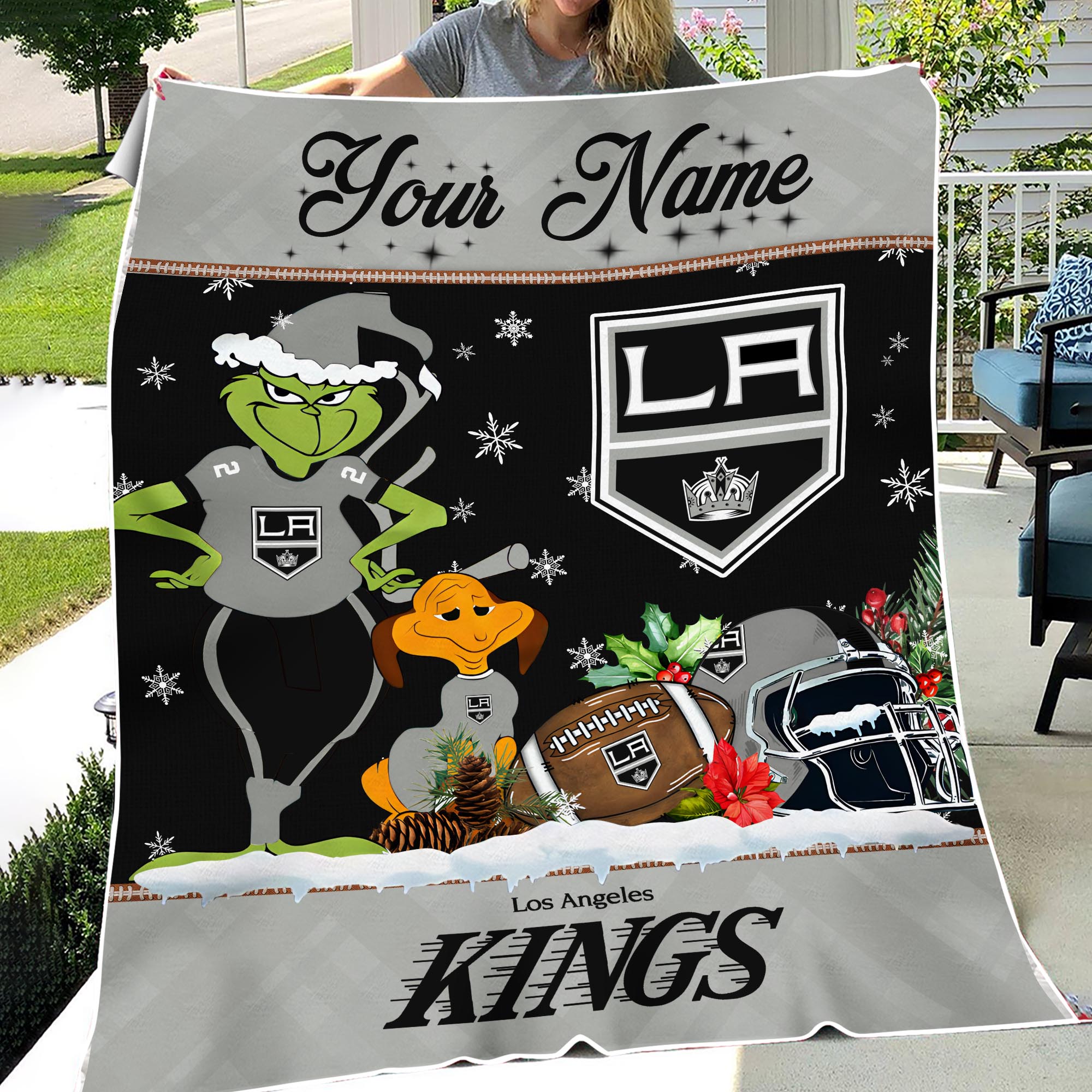 Sportswearmerch Los Angeles Kings NHL x Grinch Christmas Fleece Blanket For Fan