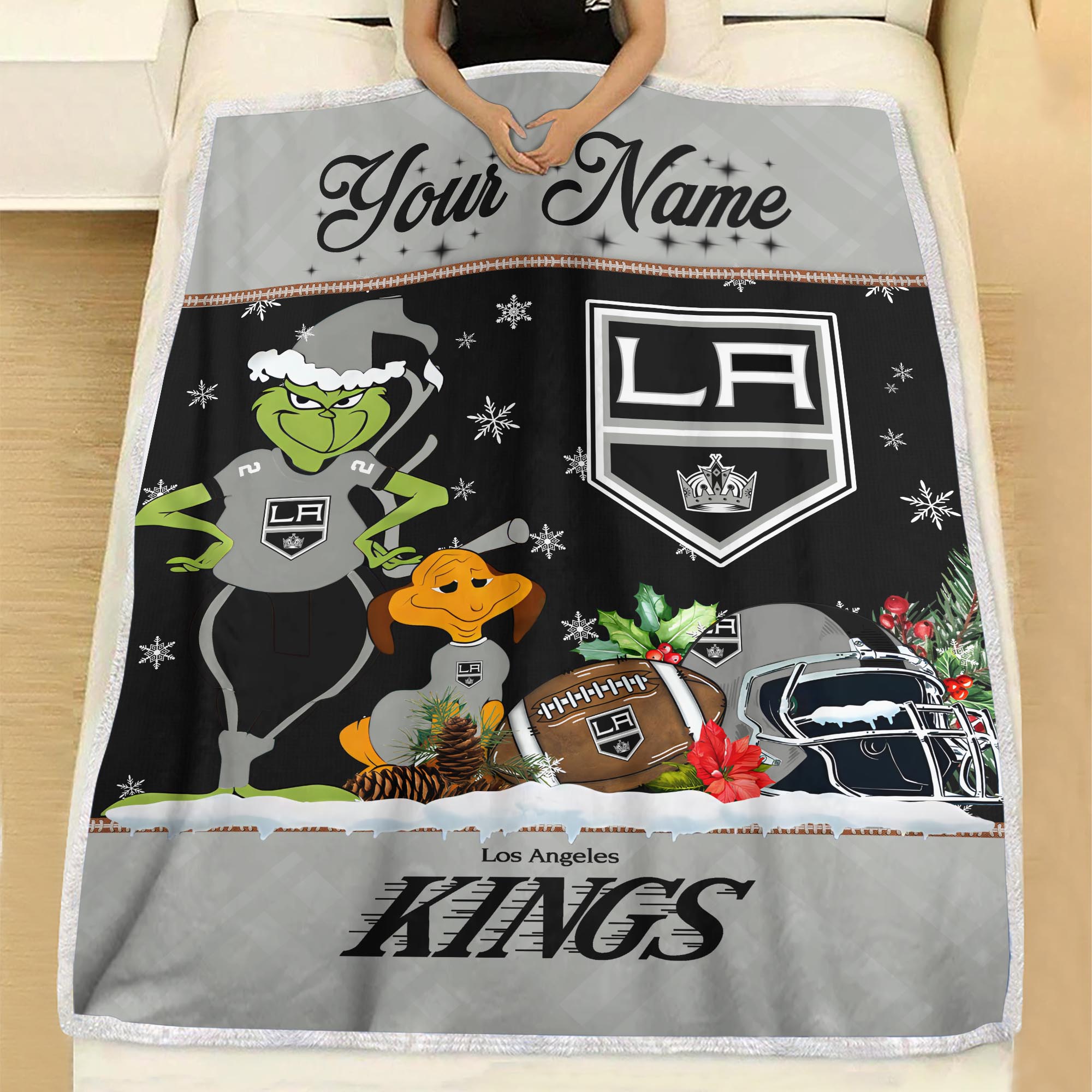 Sportswearmerch Los Angeles Kings NHL x Grinch Christmas Fleece Blanket For Fan