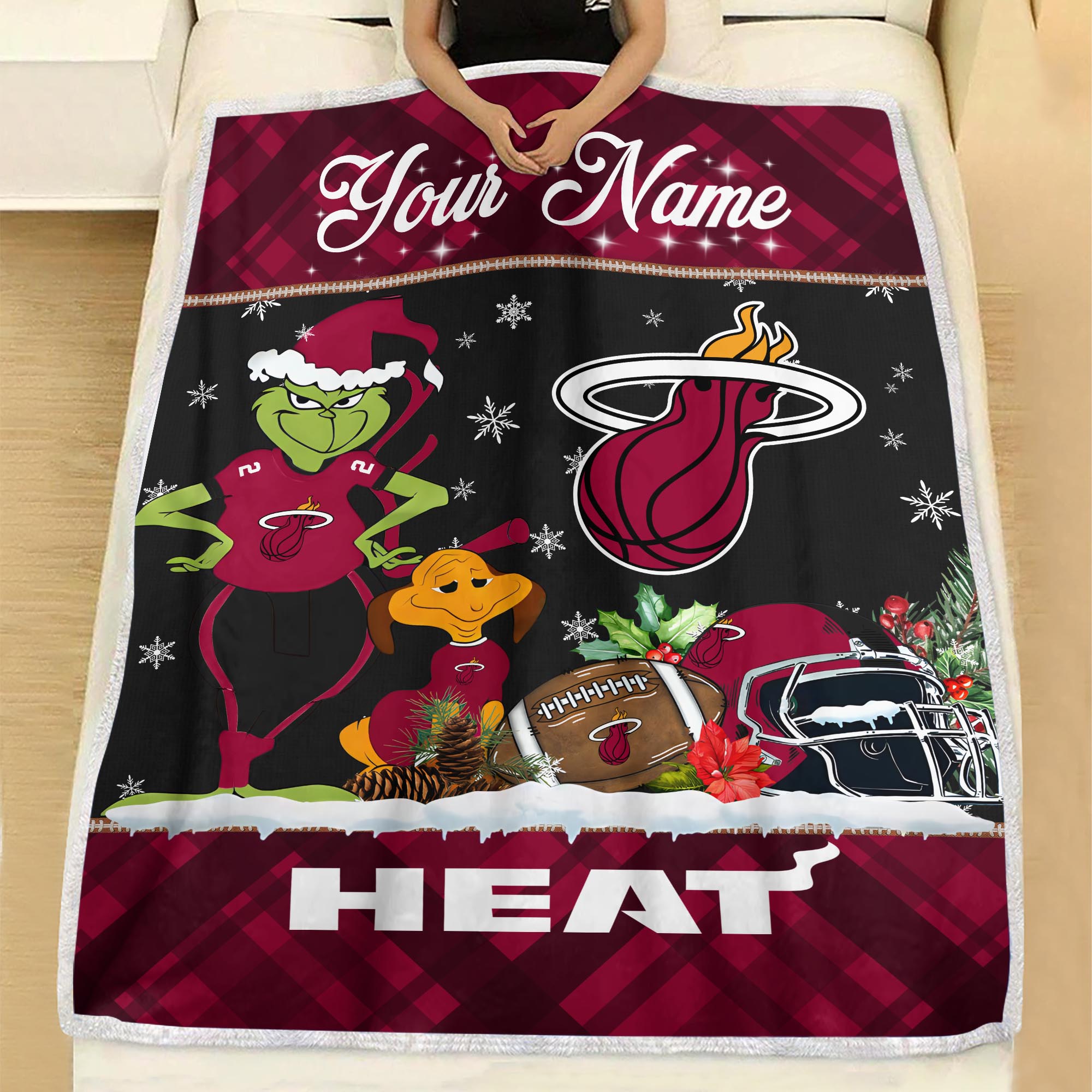 Sportswearmerch Miami Heat NBA x Grinch Christmas Fleece Blanket For Fan