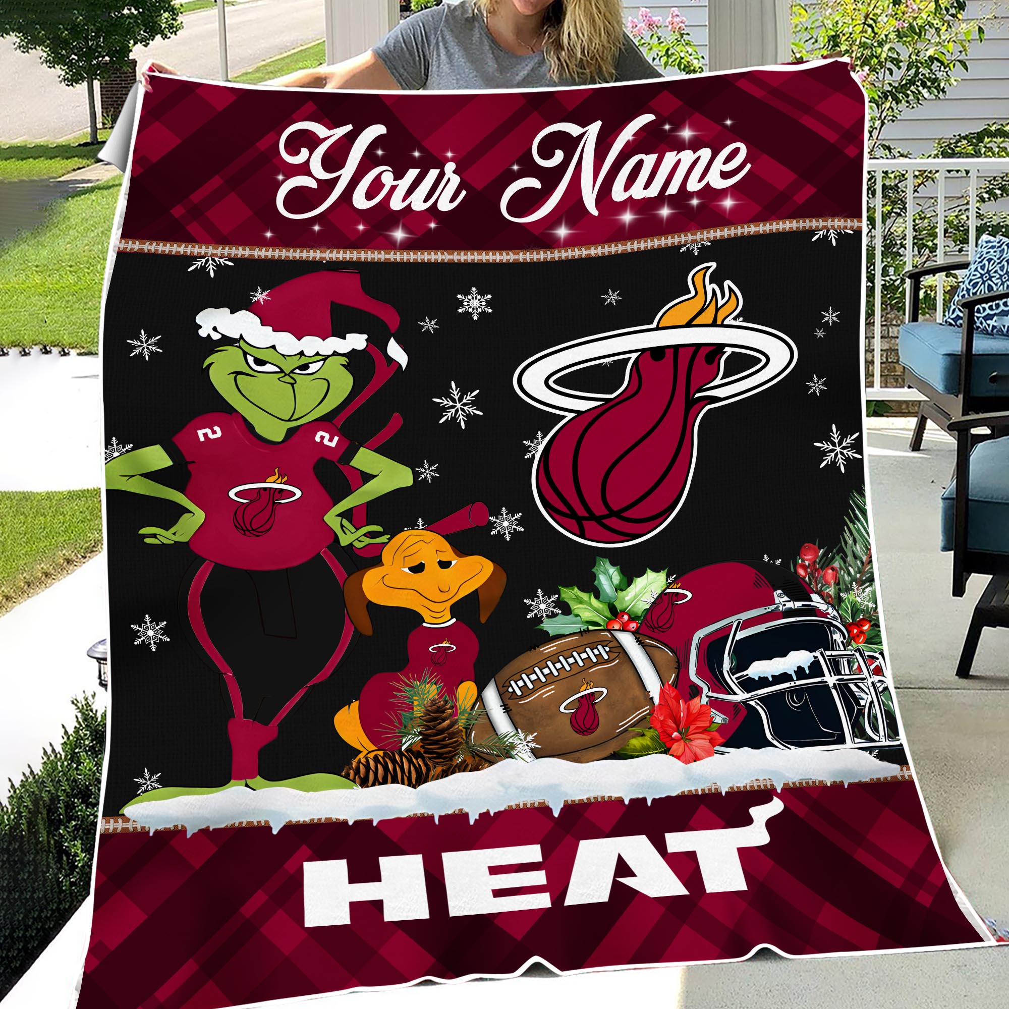 Sportswearmerch Miami Heat NBA x Grinch Christmas Fleece Blanket For Fan