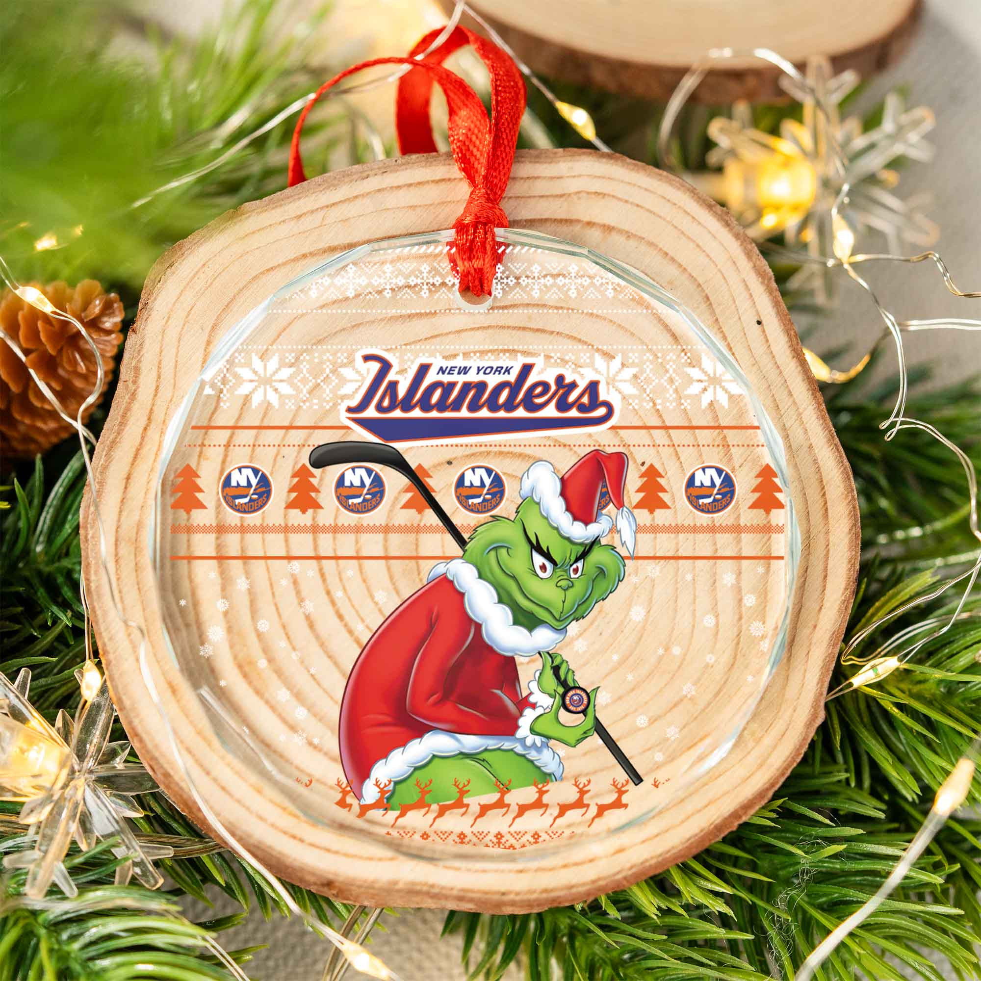 Sportswearmerch New York Islanders NHL x Grinch Christmas Glass Ornament For Fans