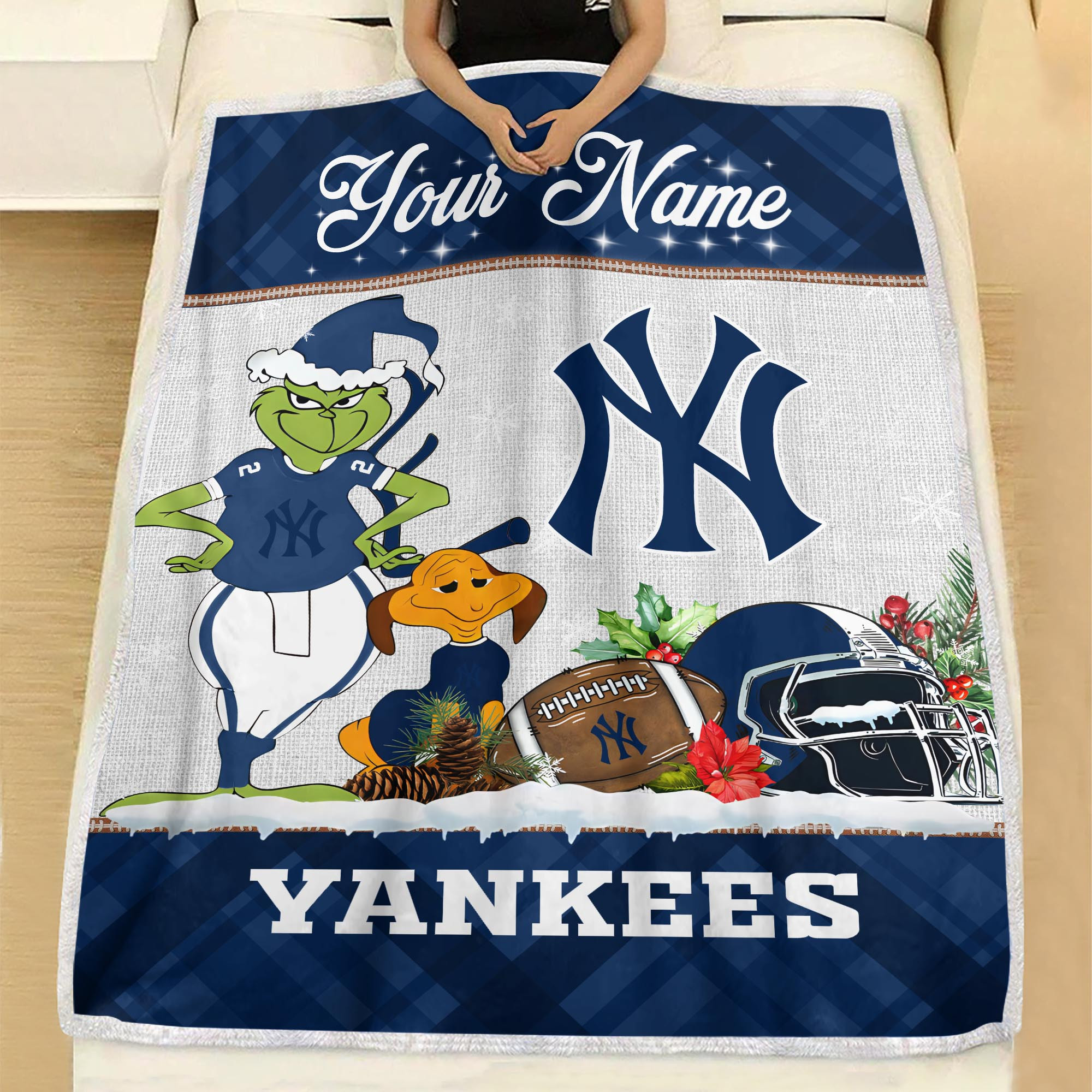 Sportswearmerch New York Yankees MLB x Grinch Christmas Fleece Blanket For Fan