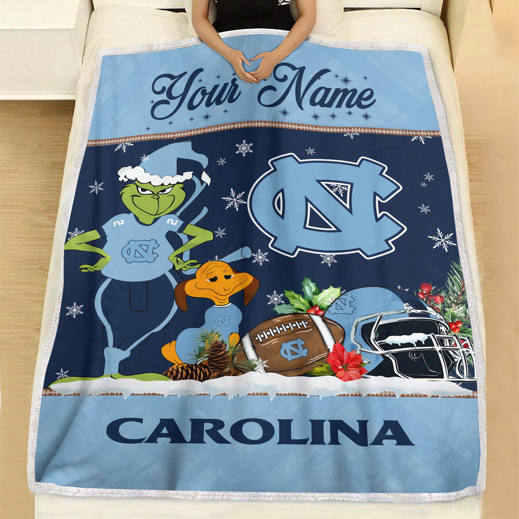 Sportswearmerch North Carolina Tar Heels NCAA x Grinch Christmas Fleece Blanket For Fan