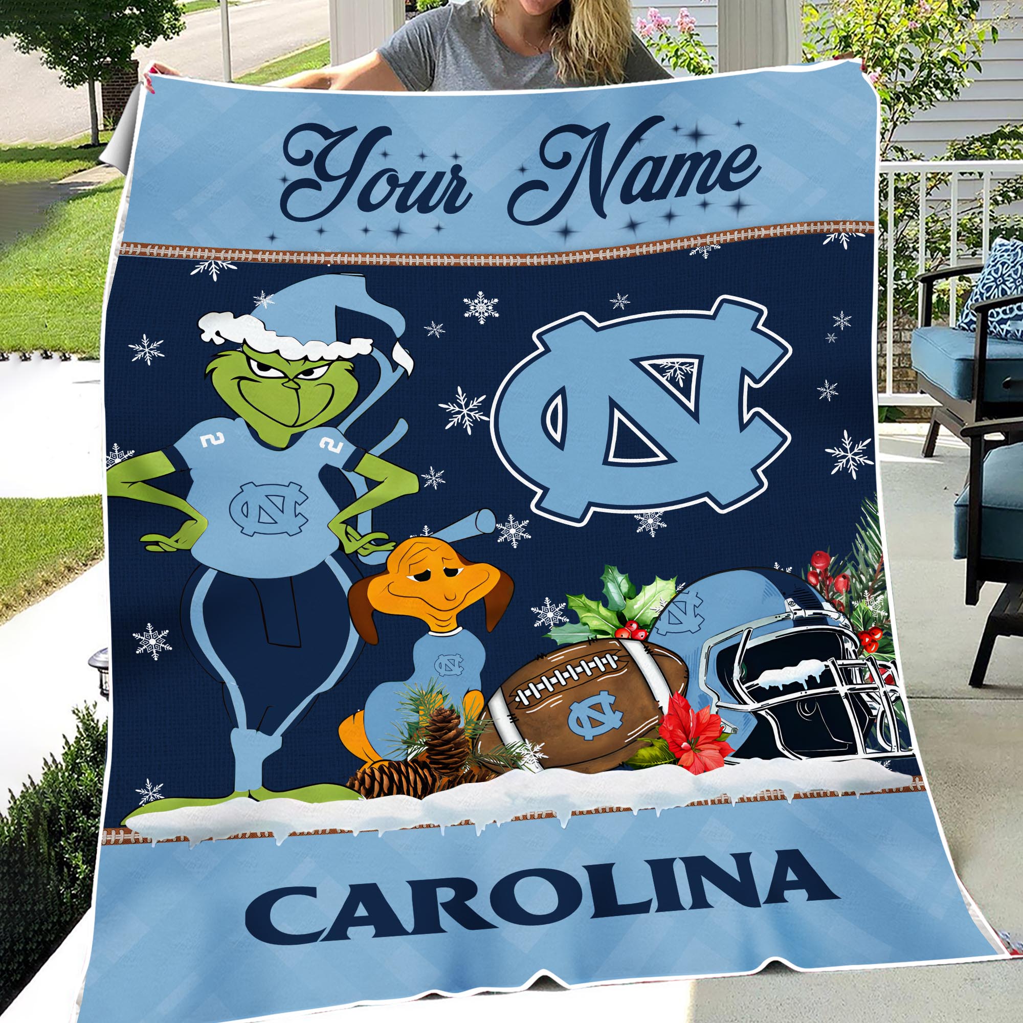 Sportswearmerch North Carolina Tar Heels NCAA x Grinch Christmas Fleece Blanket For Fan