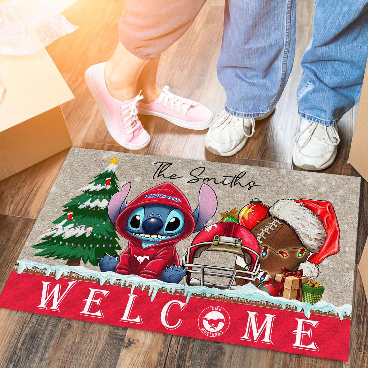 Sportswearmerch SMU Mustangs NCAA x Cute Stitch Christmas Doormat For Fan