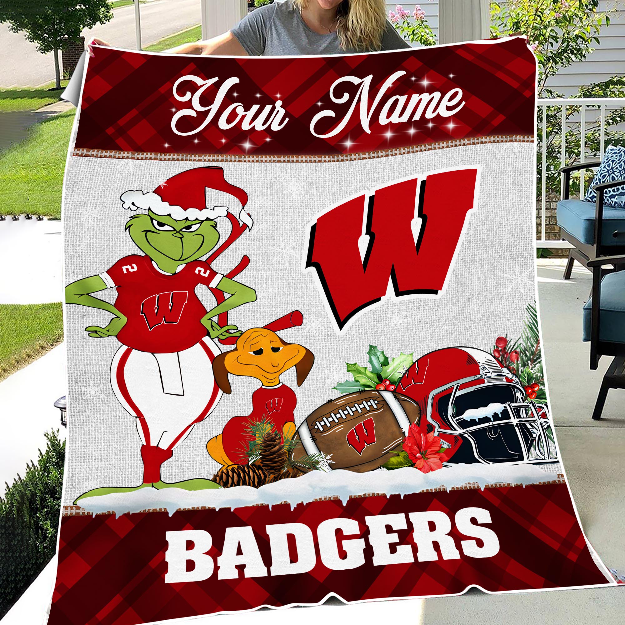 Sportswearmerch Wisconsin Badgers NCAA x Grinch Christmas Fleece Blanket For Fan